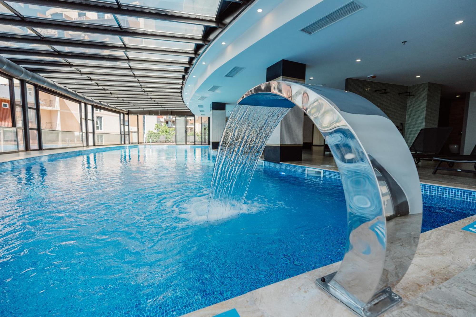 Hotel Navi Batoumi Extérieur photo