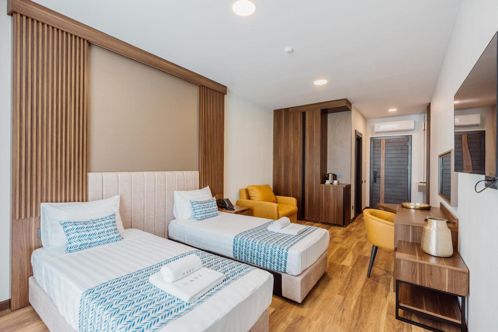 Hotel Navi Batoumi Extérieur photo